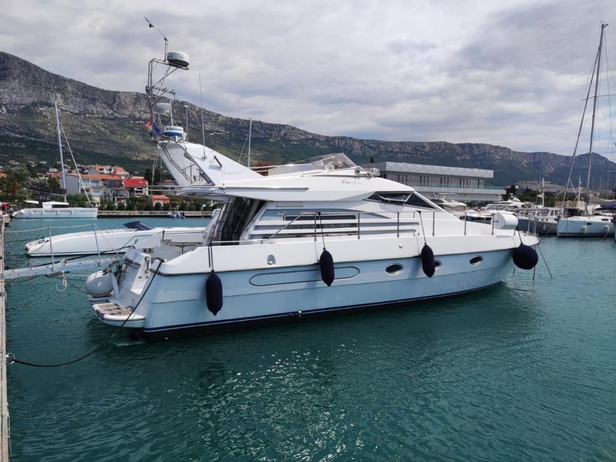 Luxury Yacht - Lex Of The Seas Hotel Split Ngoại thất bức ảnh